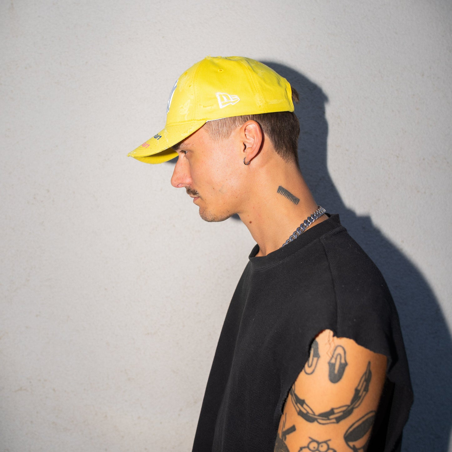 cap yellow