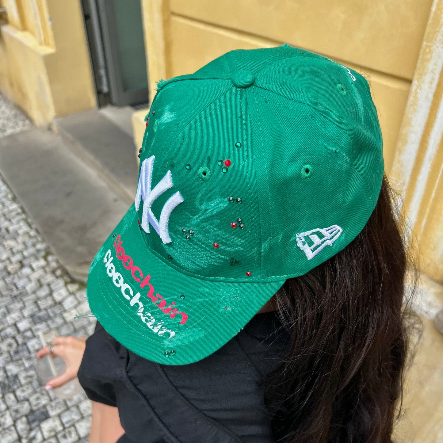 cap green